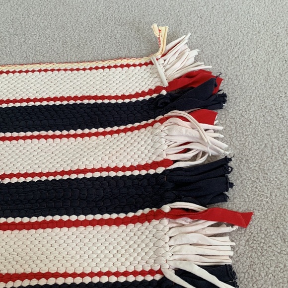 Handmade Rug - Picture 4 of 4